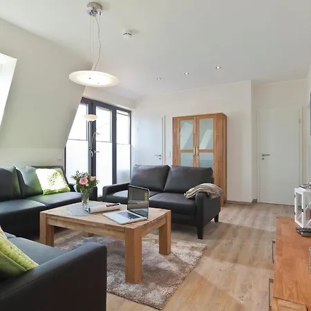 Lara 3 Apartment
